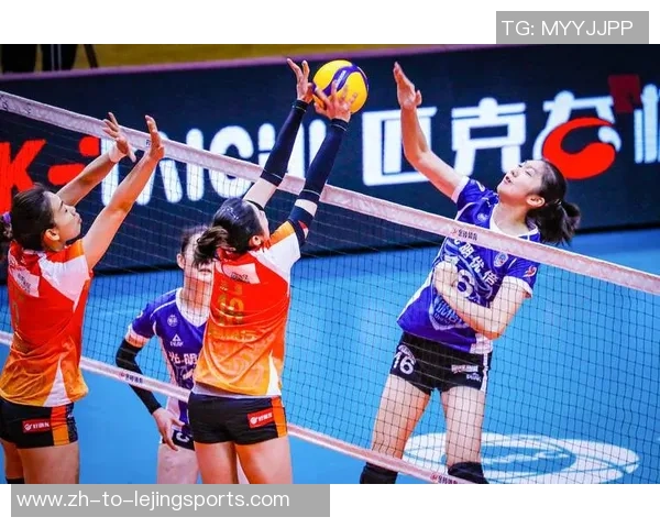 江苏女排与天津女排决赛第四场激战正酣争夺冠军荣耀的精彩瞬间