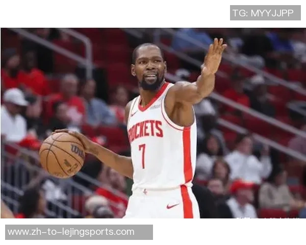 双射手配高塔！火箭队精简轮换，替补席迎变阵：31岁中锋无缘上台